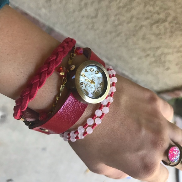 Red Pink Jewelry Set - Picture 3 of 6